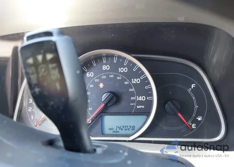 2014 Toyota Rav4 Xle z USA, uszkodzony, nr VIN 2T3RFREV3EW147625